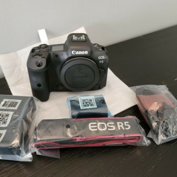 canon-eos-r51